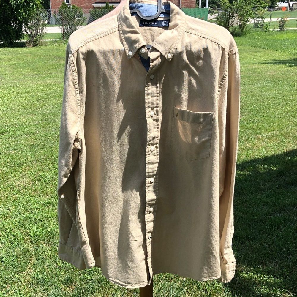 NWT NAUTICA button down collared shirt